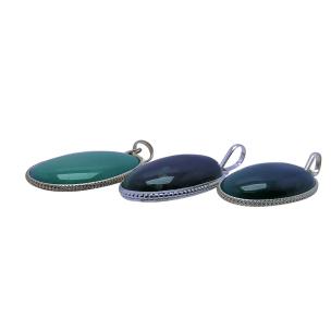 Green Onyx Oval Cabochon Pendant