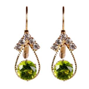 Avika 18 kt Gold Plated Swaroski Beautiful Earring